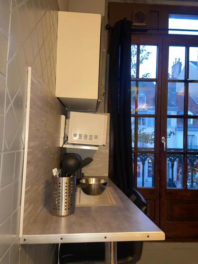 Appartement Emplacement Ideal : Studio Au Coeur De Dijon Disponible En Location Extérieur photo